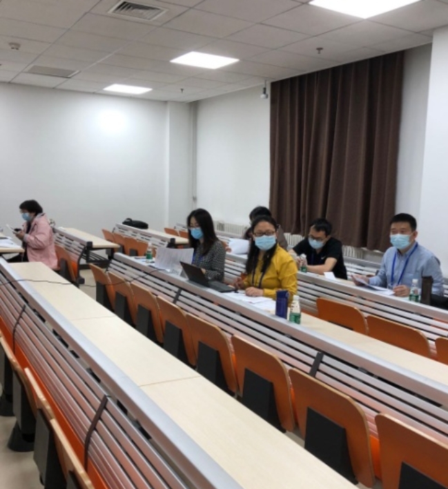 C:\Users\Yaodong\_DDNZone_\My Files\UIBE\蜜桃视频
工作\1. 研究生教学\a招生\2020硕士招生\照片\微信图片_20200603102116.jpg